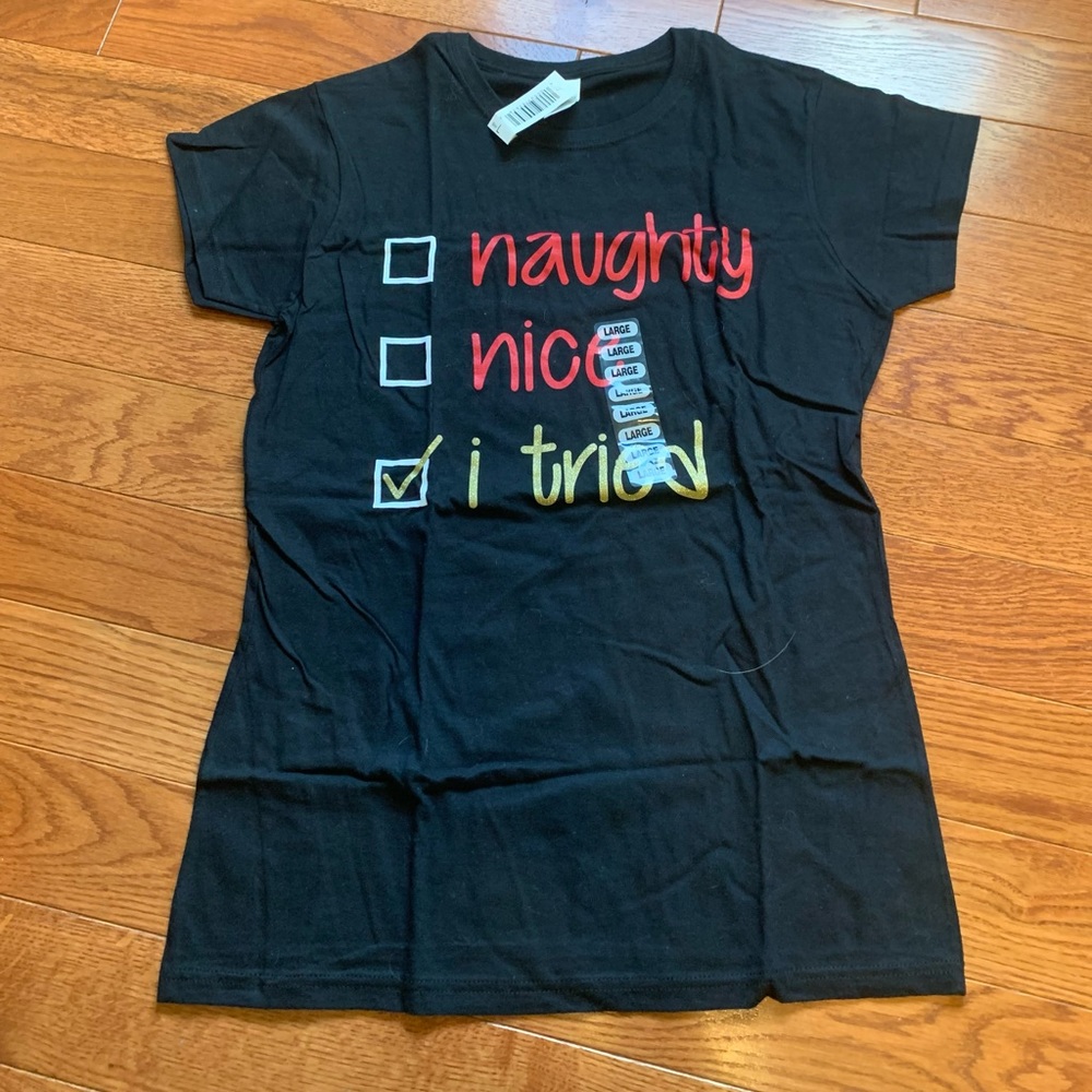 NWT! Christmas graphic T shirt